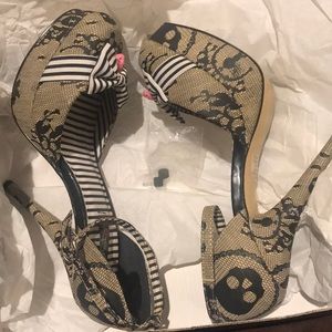 Iron Fist platform heel #shoes #platform